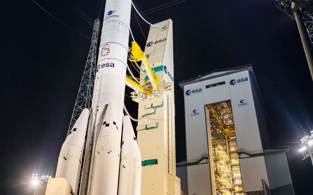 Am 12. Februar 2026 ist zum ersten Mal eine Ariane-6-Rakete mit vier Feststoffboostern ins All gestartet. (ESA/CNES/Arianespace/ArianeGroup/Optique video du CSG–P. Piron)